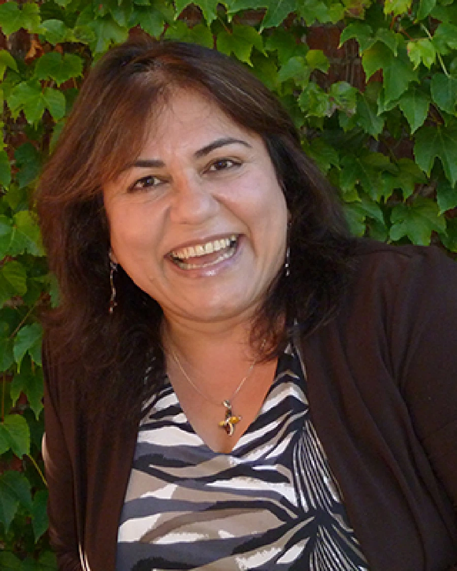 Photo of Zohreh Eslami
